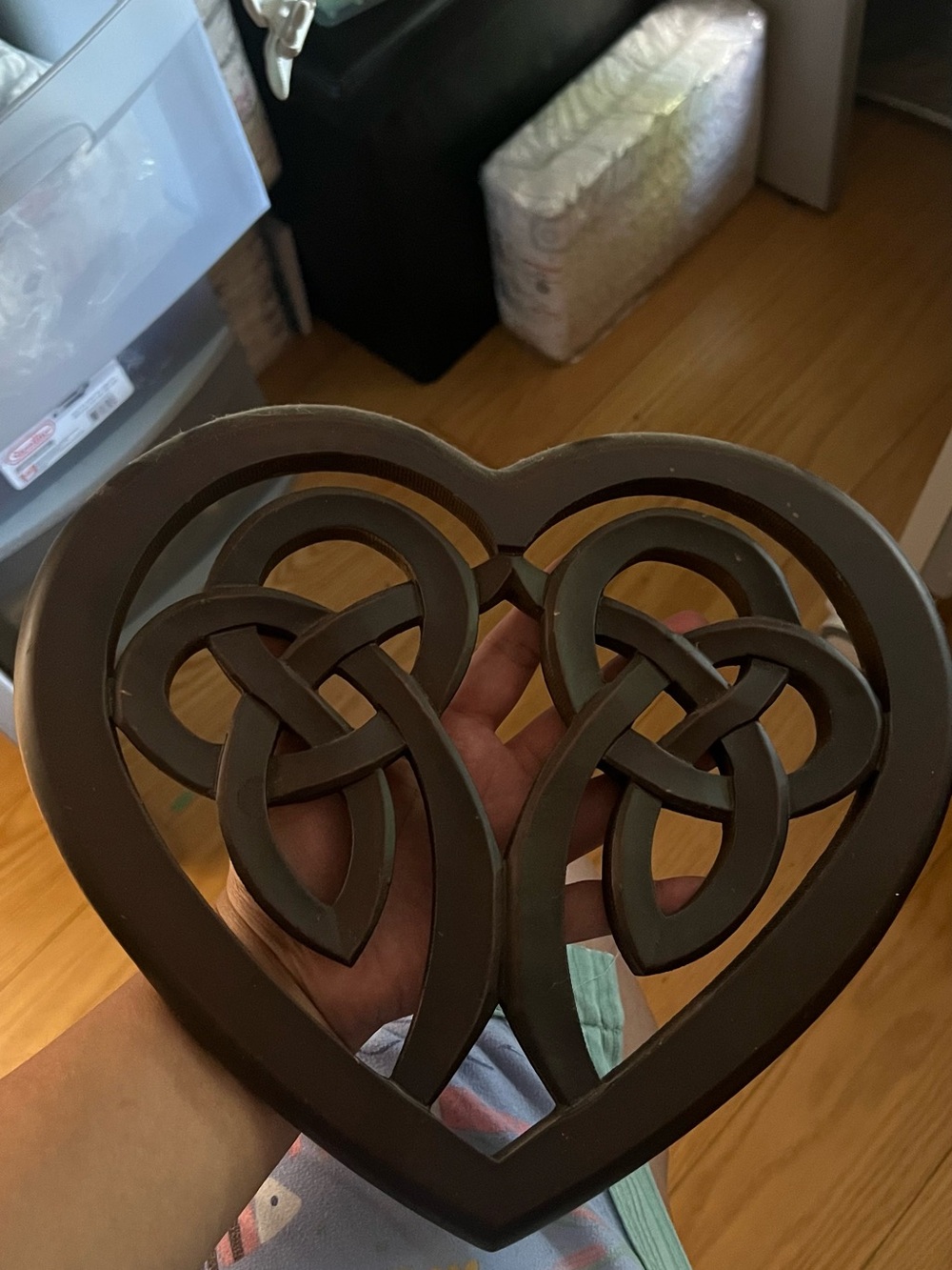 Heart-Shaped Celtic Knot Wall Decor - Brown